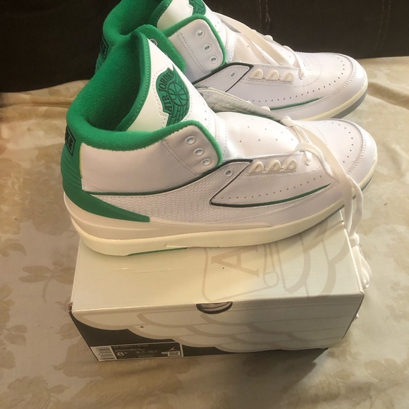 Air jordan 2 lucky green brand new full box size 8.5 - Picture 2 of 5